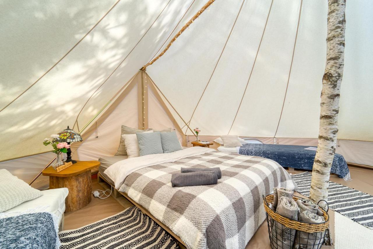 Kuusehaldja Glamping Hotel Kohila ภายนอก รูปภาพ
